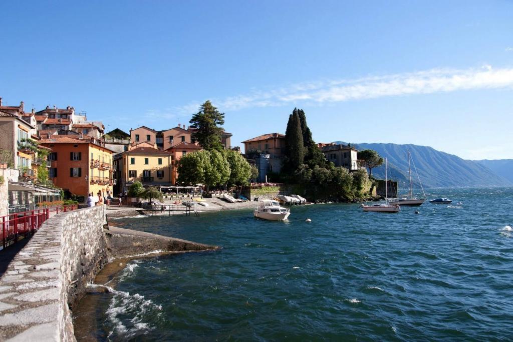 Villa Central Varenna Exteriör bild